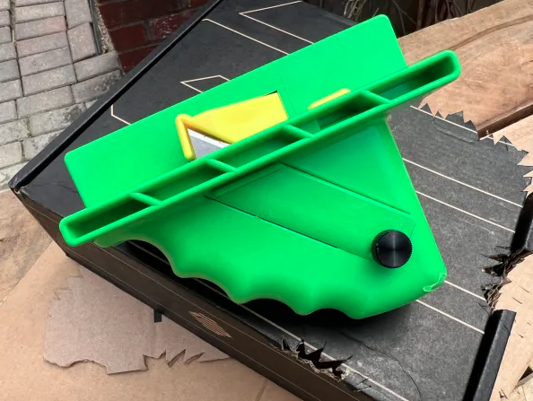 Carton Opening Safety Knife: Safe and Efficient Tool for Cutting Boxes and Packaging