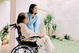 A Complete Guide to Home Help Care Services in Eastern Ontario: Support, Benefits, and Choosing the Right Care