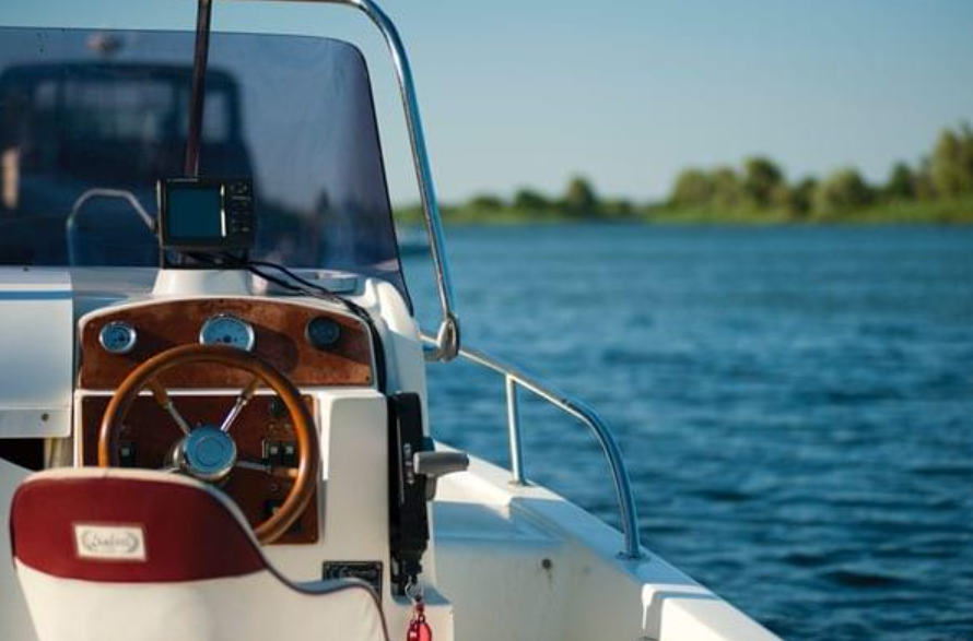 Transport Canada guide to Vessel and Pleasure Boat Registration