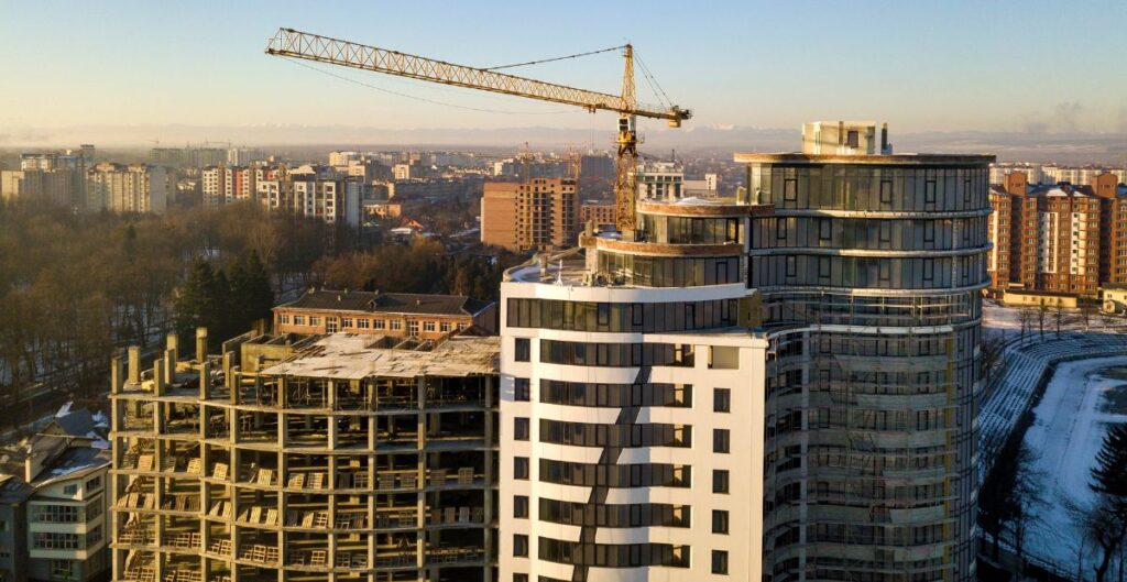 Importance of Professional Construction Services in Office Building Projects