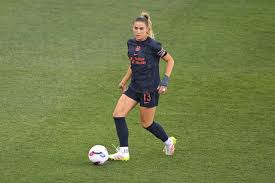 Abby Dahlkemper Bikini Photos, Career & Net Worth 2025