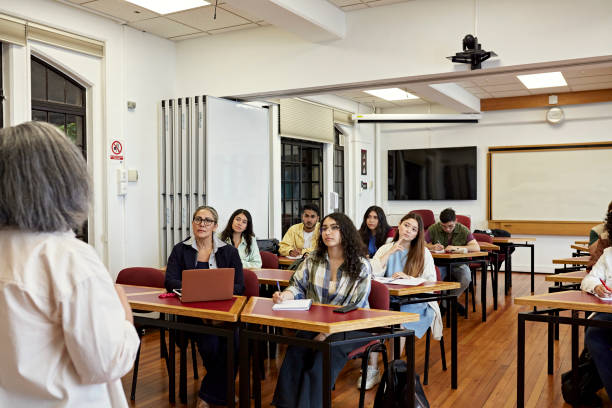 Professional UGC NET Coaching in Delhi for JRF Aspirants by BST Competitive Classes
