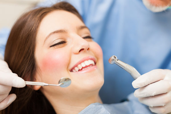 How Cosmetic Dental Procedures Create Natural-Looking Results