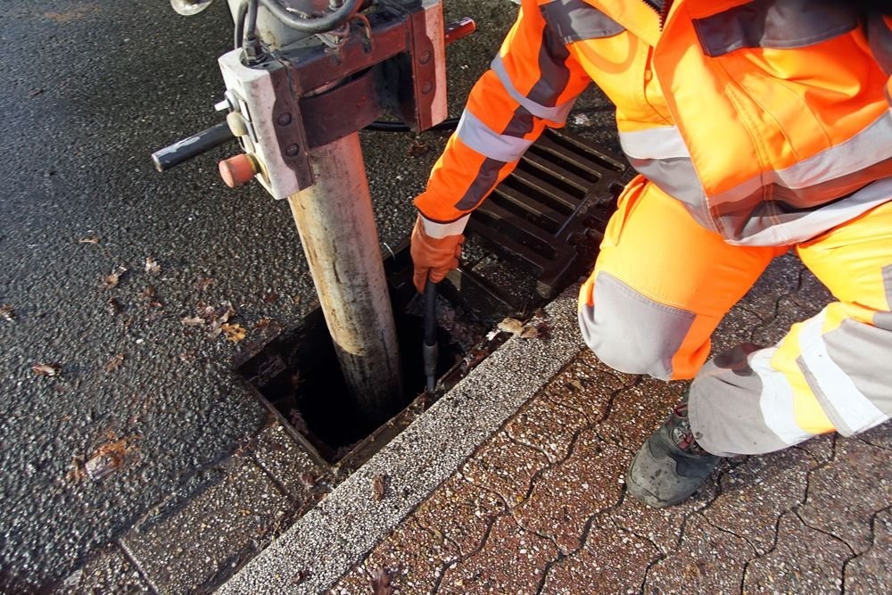 Commercial Water Clean Up: The Cost of Doing It Half Right