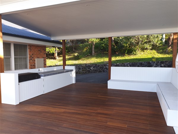 Seasonal Care Tips for Deck Restoration Central Coast Homes