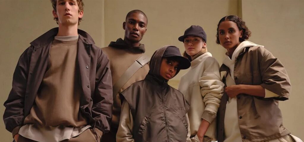 Why Essentials Hoodies Define Modern Streetwear Comfort and Style