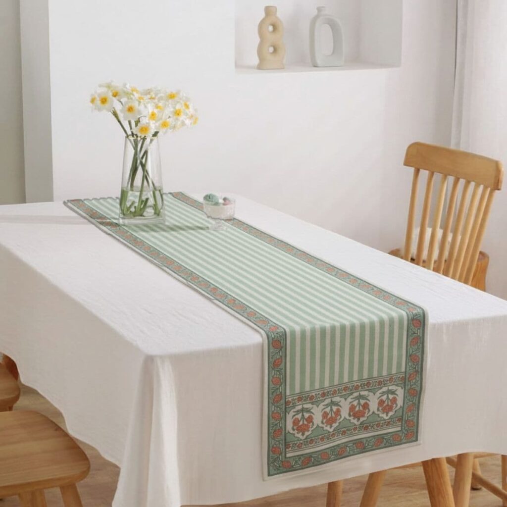 Top Benefits of Using a Dining Table Runner in Modern Homes