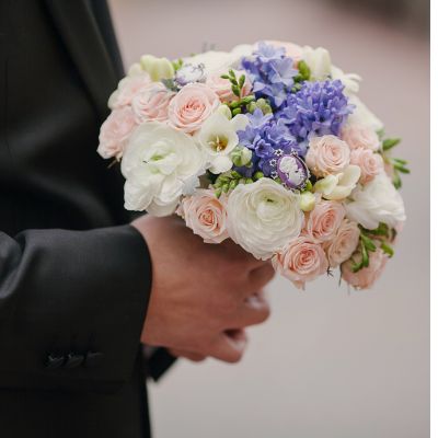 Orchid or Carnation: Rethinking Prom Flowers in Manassas VA