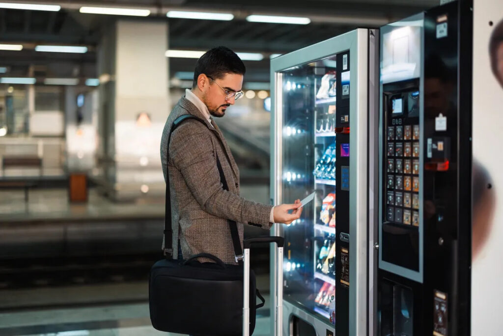 Why Is Your Vending Machine Supplier in Tampa Moving to the Cloud?