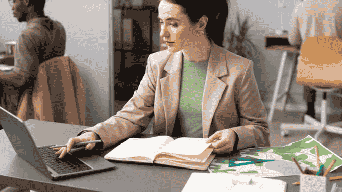 How Digital HR Tools Make Flexible Work More Organized