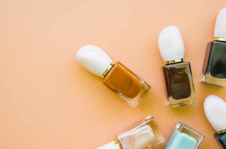 Discover the Perfect Blend of Luxury and Elegance: Lattafa Ajwad Pink To Pink Unisex and GoldLuxe Mirror Gel Polish Kit