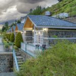 Resorts in Kufri That Feel Like a Perfect Mountain Escape (2026 Guide)