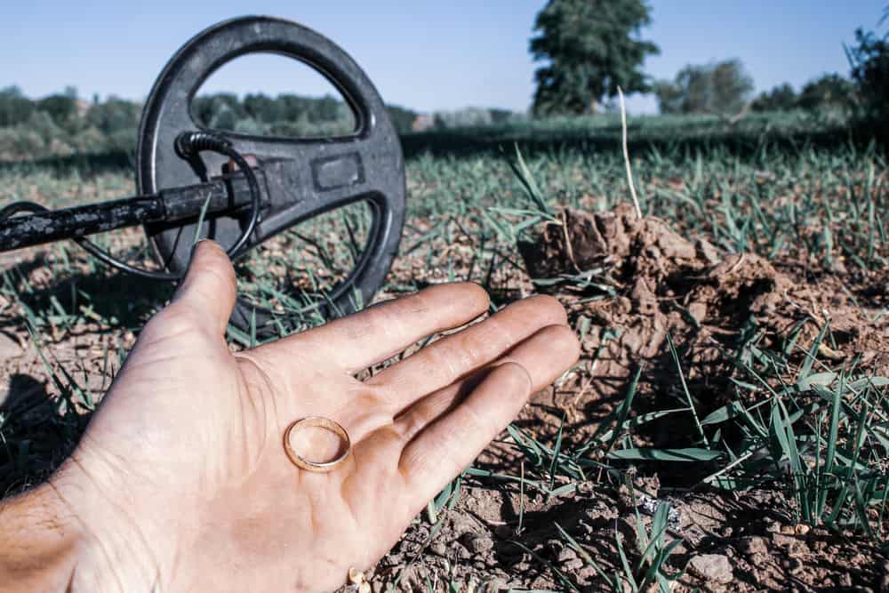Metal Detecting in 2026: The Ultimate Guide to Finding Hidden Treasures Efficiently