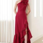 How to Choose a Rehearsal Dinner Outfit That Feels Right