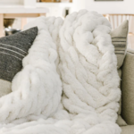 White Blankets Guide for Cozy Home Styling Ideas
