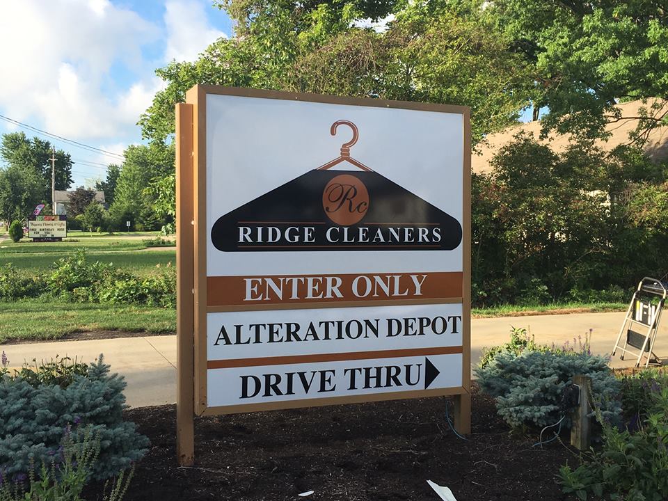 How Directional Signs in Columbus West Improve Navigation and Customer Experience