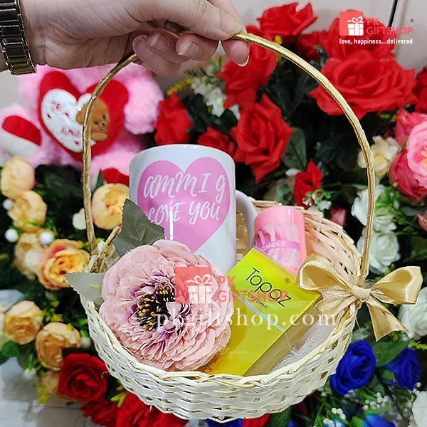 Send Mother’s Day Gift to Pakistan Online with Same-Day Delivery