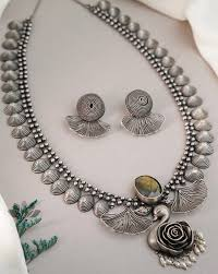 925 Silver Earrings for Women: Upgrade Your Everyday Jewelry Collection