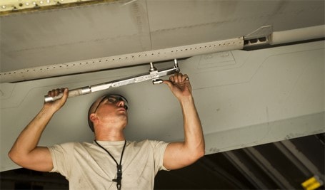 Emergency Garage Door Repair Tips Every Homeowner Should Know