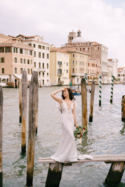 Candlelit Elegance and Canal Views: Experiencing a Romantic Dinner in Venice