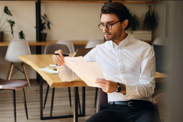 Medical Narrative Reports Benchmark Study: What Separates Strong Narratives from Weak Ones