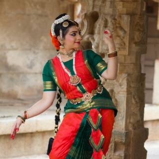 Vaaruni KS