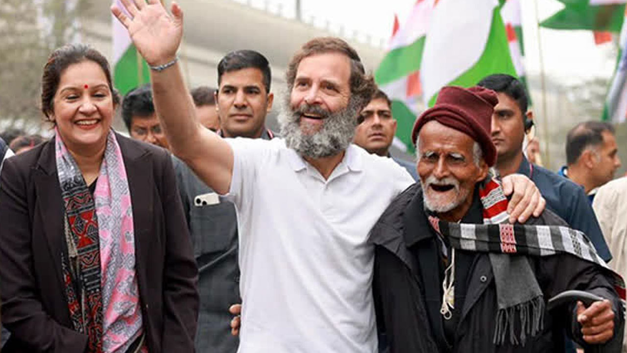 Bharat Jodo Yatra: ఎముకలు కొరికే చలిలోనూ టీ-షర్టు మీదే.. స్వెటర్ వేసుకోకపోవడానికి కారణం వెల్లడించిన రాహుల్