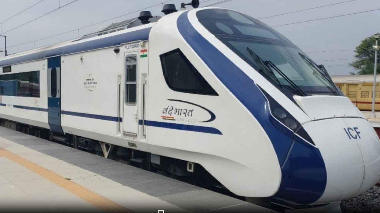 Vande Bharat Express : తెలుగు రాష్ట్రాల ప్రజలకు గుడ్‌న్యూస్.. త్వరలో మరో 3 వందేభారత్ రైళ్లు.. ఏయే రూట్లలో అంటే
