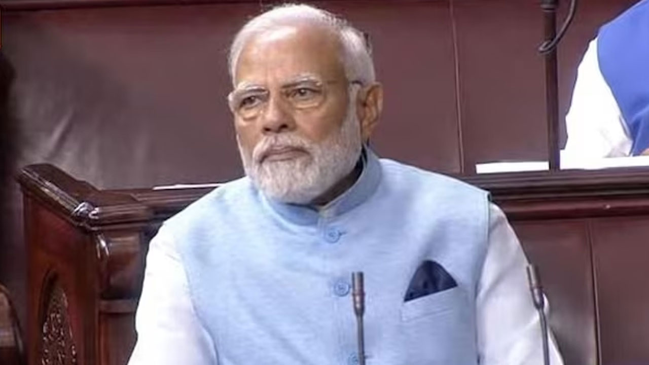 PM Modi Blue Jacket: ప్రధాని మోదీ ధరించిన బ్లూ జాకెట్‭ వెనుక గ్రీన్ సందేశం