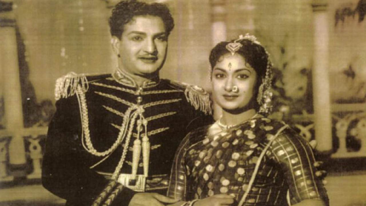 NTR 100 Years : ఎన్టీఆర్ మహానటి సావిత్రిని ఏమని పిలిచేవారో తెలుసా?
