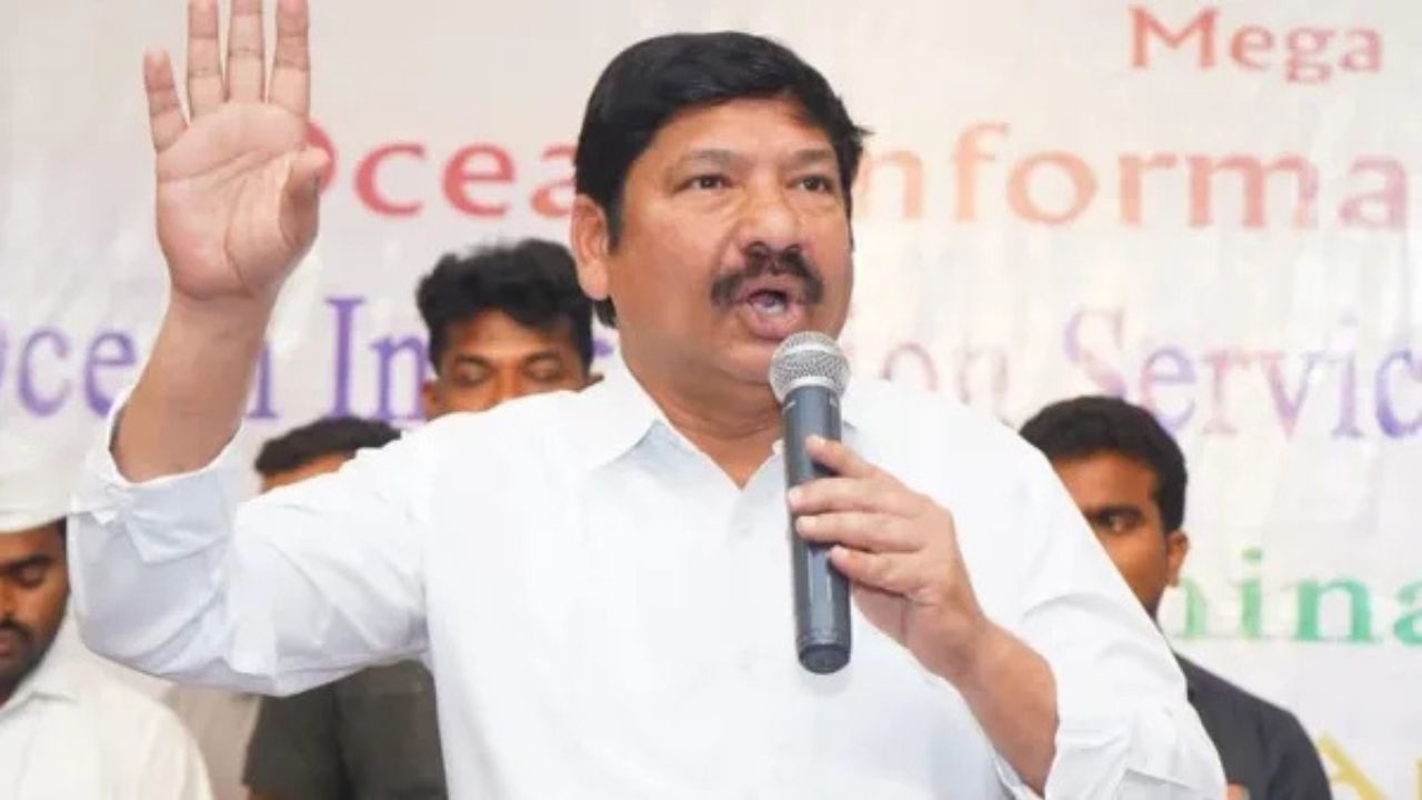Jogi Ramesh: మాజీ మంత్రి జోగి రమేశ్‌పై కేసు నమోదు