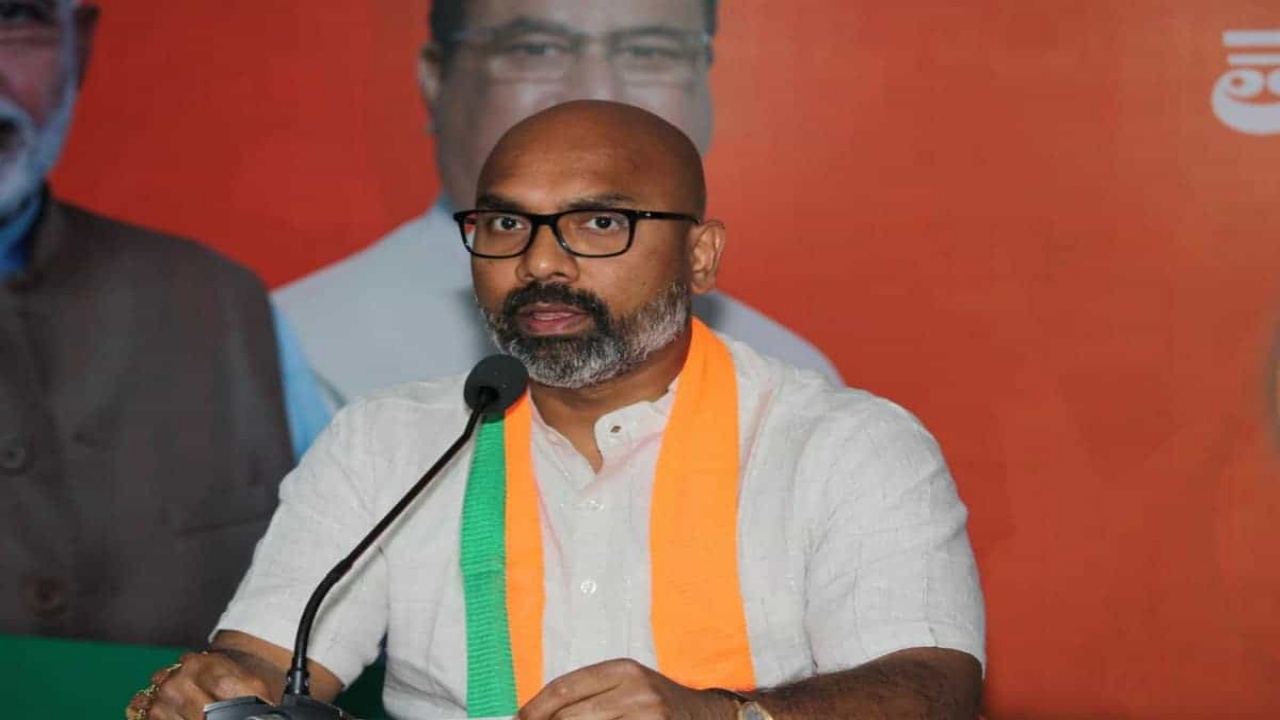 వారి వల్లే తెలంగాణలో అధికారంలోకి రాలేకపోతున్నాం: MP అర్వింద్