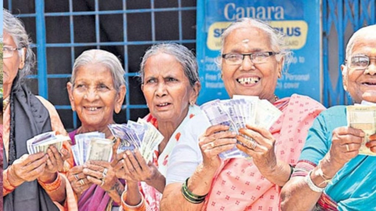 New Aasara Pension : తెలంగాణ సర్కార్ గుడ్ న్యూస్.. జూన్ 2 నుంచి వారందరికీ పింఛన్లు.. ఈ పత్రాలు లేకపోతే ఇక అంతే..!