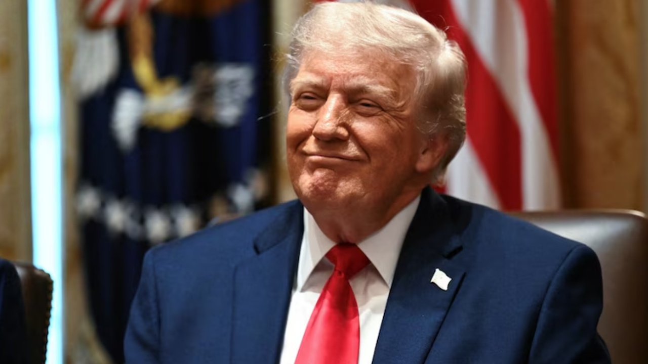 Donald Trump Tariffs: ట్రంప్ కీలక నిర్ణయం.. భారత్‌లో ఆ పరికరాల తయారీ రంగానికి గుడ్‌న్యూస్.. తగ్గనున్న ధరలు