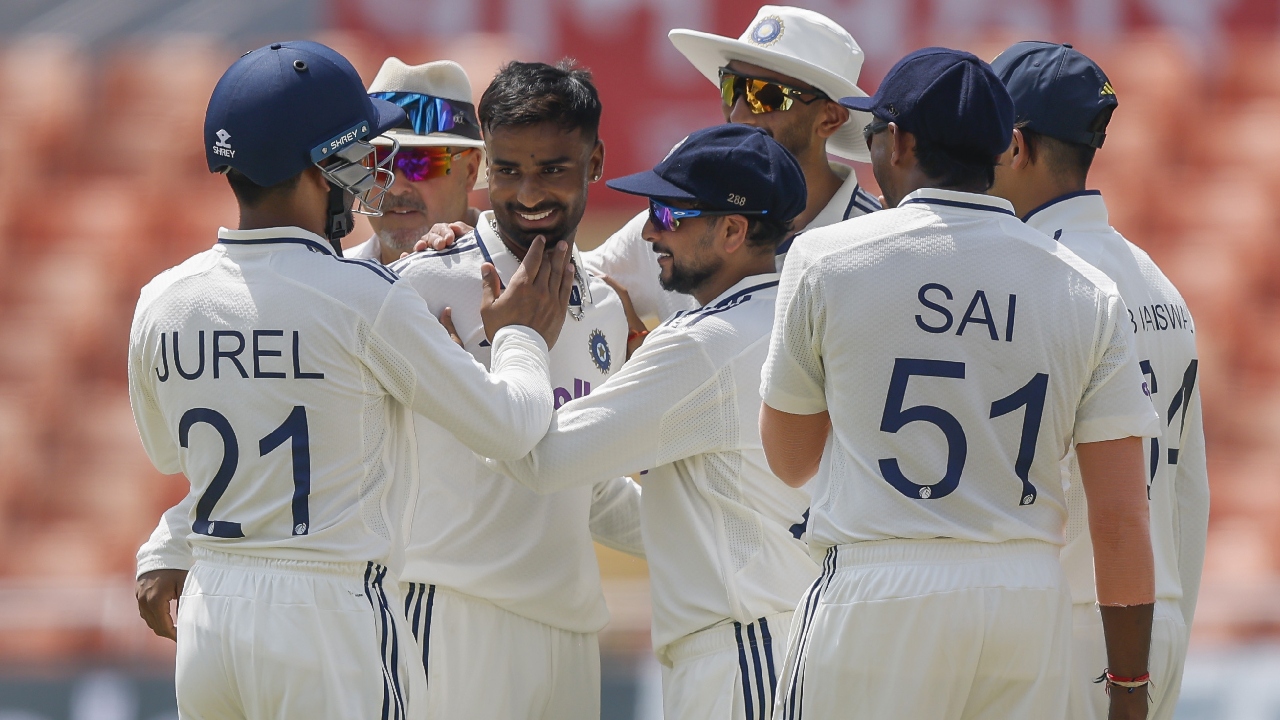 IND vs AFG : అఫ్గాన్‌తో ఏకైక‌ టెస్టులో పట్టుబిగిస్తున్న భార‌త్.. ముగిసిన రెండో రోజు ఆట‌