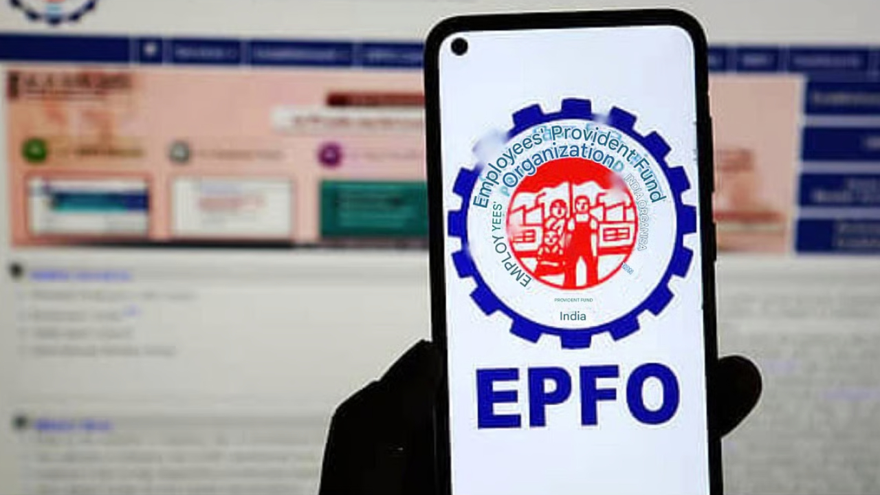 EPFO: EPFO ఖాతాదారులకు గుడ్ న్యూస్.. త్వరలోనే అకౌంట్ లోకి 8.25% వడ్డీ డబ్బులు.. ఇలా చెక్ చేసుకోండి