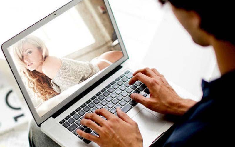 Did you know? Porn addiction may hamper your relationship