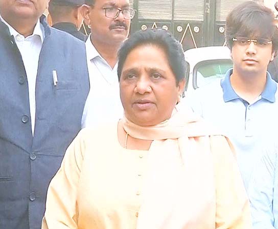 Mayawati: My request to visit Saharanpur via helicopter turned down