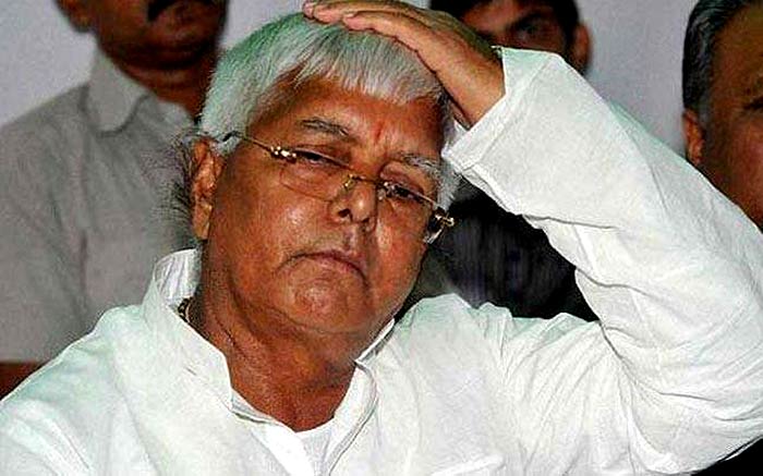 Fodder scam: Lalu Yadav appears before CBI court