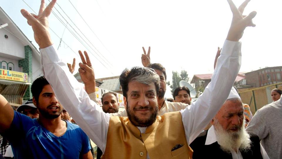NBW against Shabir Shah in money laundering case
