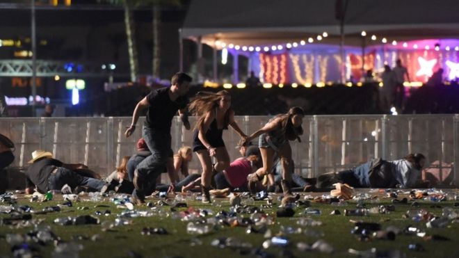 Las Vegas: Mass casualties in Mandalay Bay shooting
