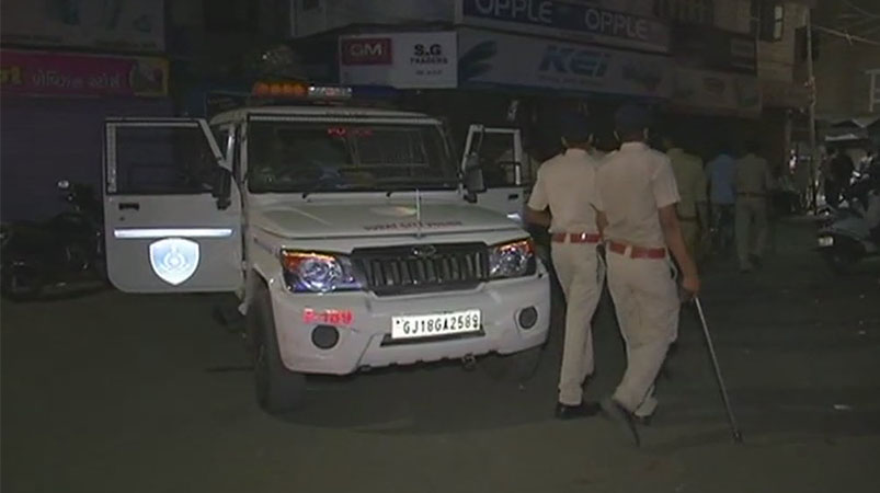 Gujarat: Man kills wife, chops body into 11 pieces