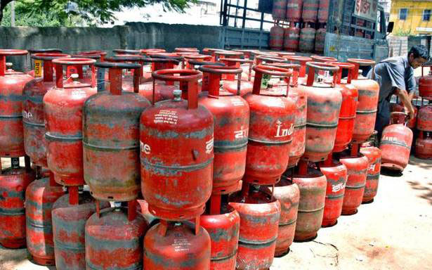 LPG price goes down in May by Rs 100, claims Govt