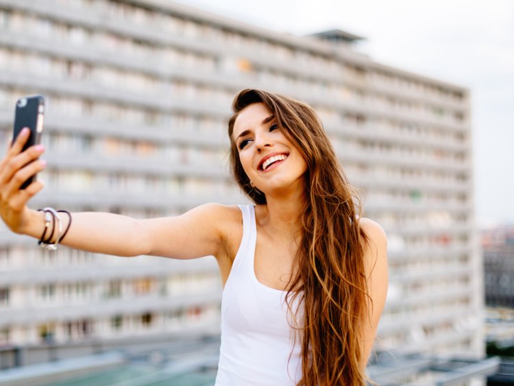 How selfies, filters affect body image- trigger dysmorphic disorder How selfies, filters affect body image- trigger dysmorphic disorder