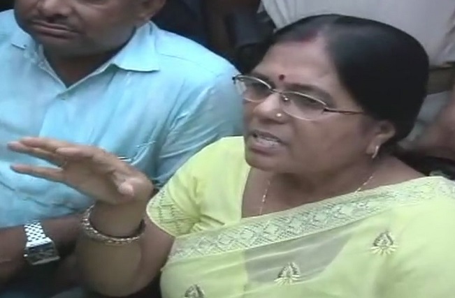 Muzaffarpur case: Bihar’s social welfare minister resigns
