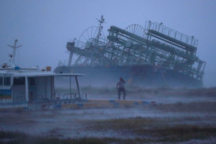 Typhoon Trami hits Japan mainland, 2 killed