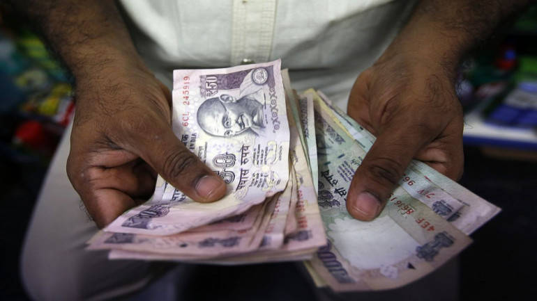 Rupee rises 6 paise to 68.57 vs USD in early trade