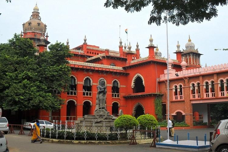 Madras HC directs Centre to ban Tik Tok