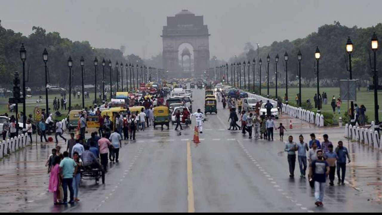 IMD: Delhi, Mumbai to receive light rains today IMD: Delhi, Mumbai to receive light rains today