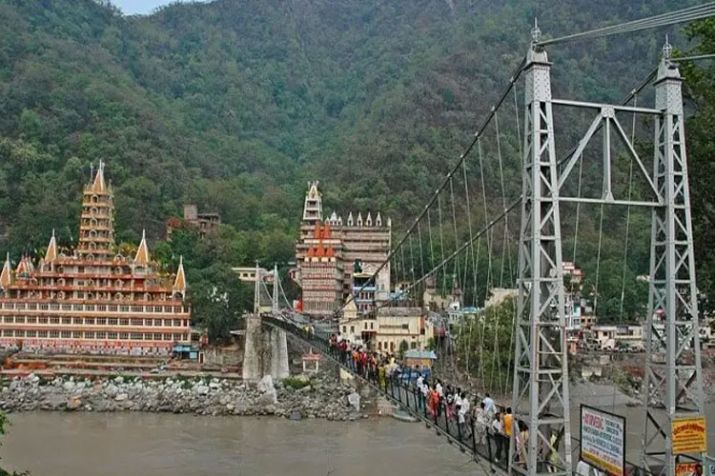 Lakshman Jhula in Rishikesh closed to traffic